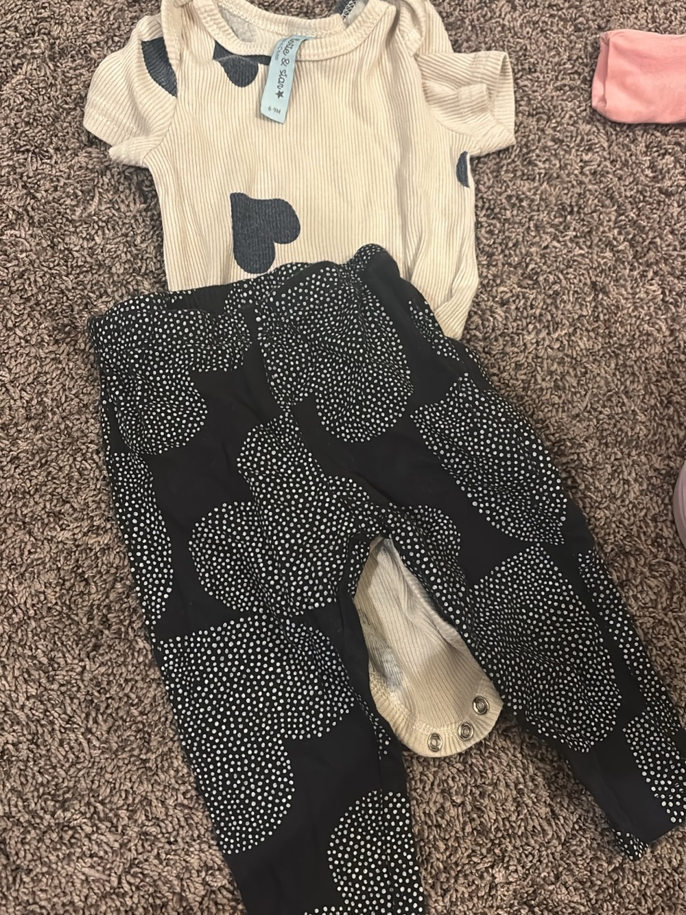 Neutral Ribbed Bodysuit & Black Dot Heart Leggings Set